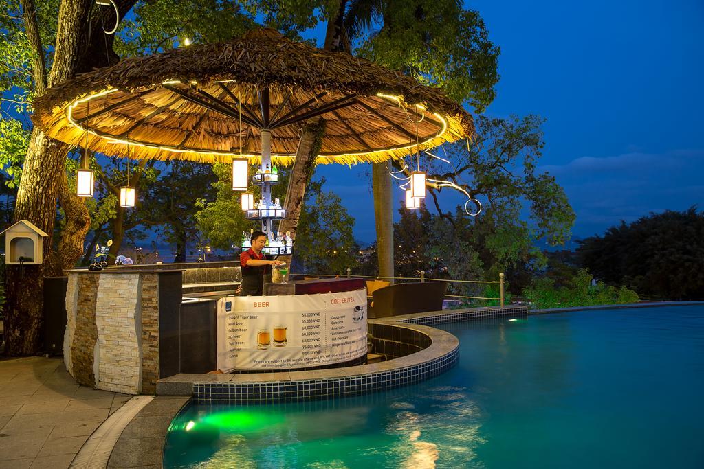 होटल Novotel Bay Ha Long